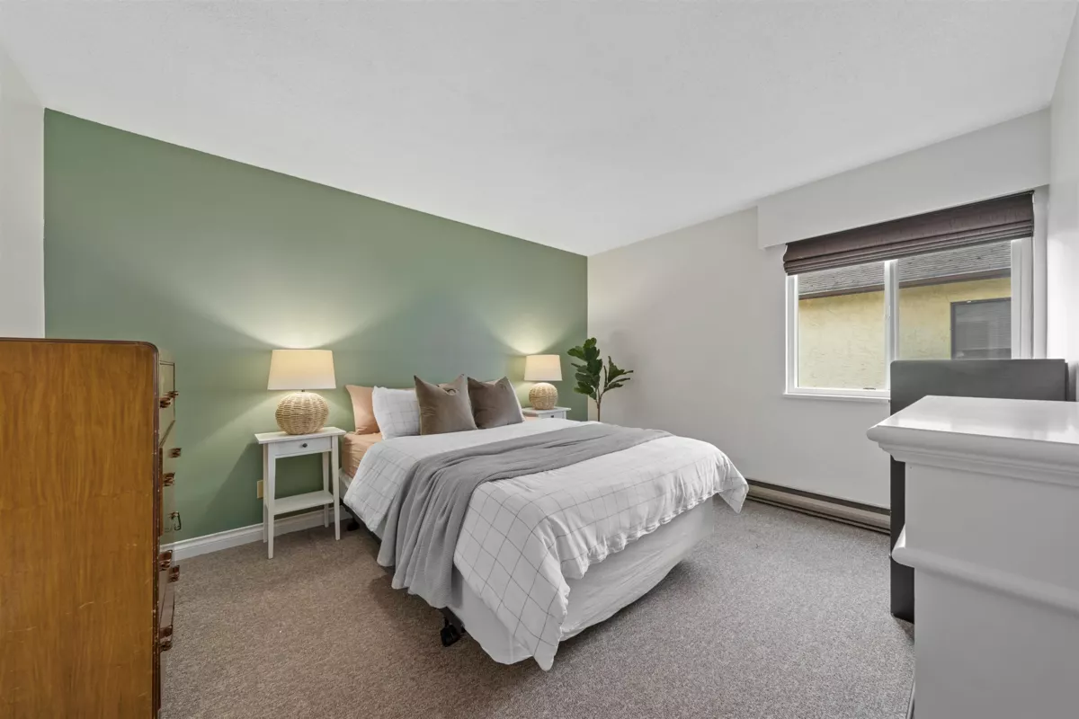 Mudroom Photo of 33139 Myrtle Avenue, Mission, BC