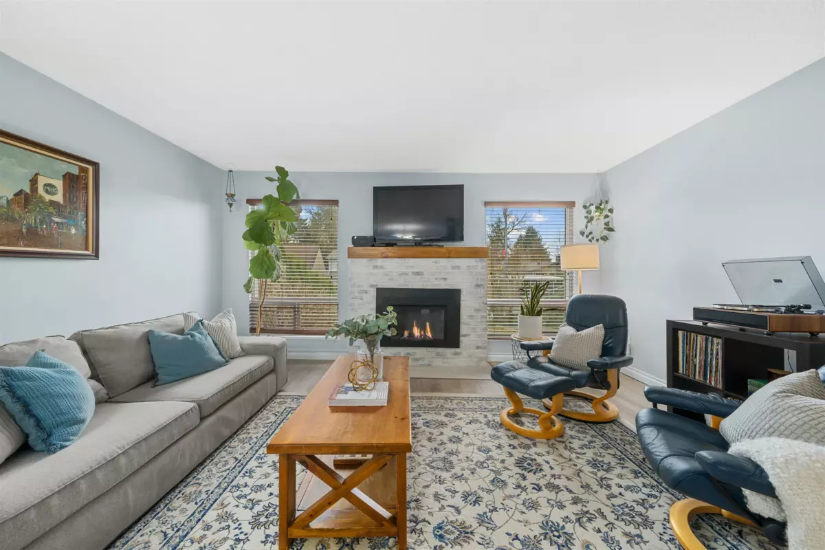 Pantry Photo of 33139 Myrtle Avenue, Mission, BC