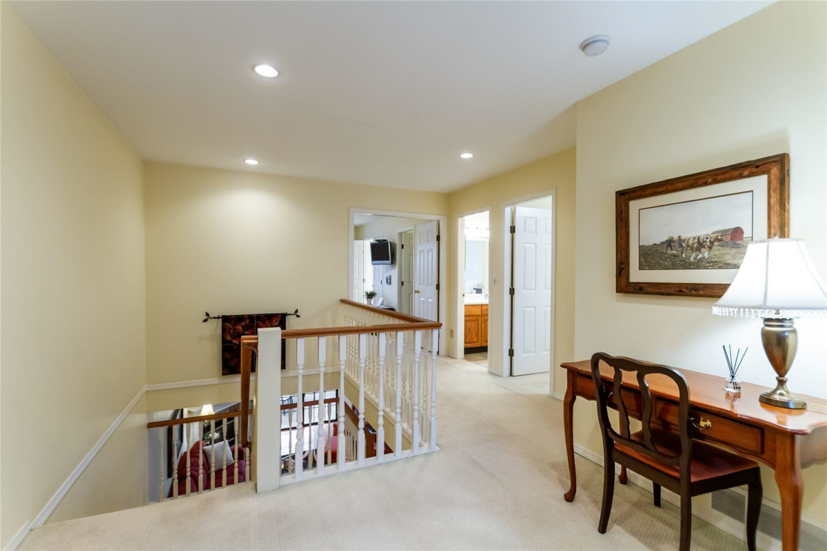 Guest Bathroom Photo of 1 15140 20 Avenue, Surrey, BC