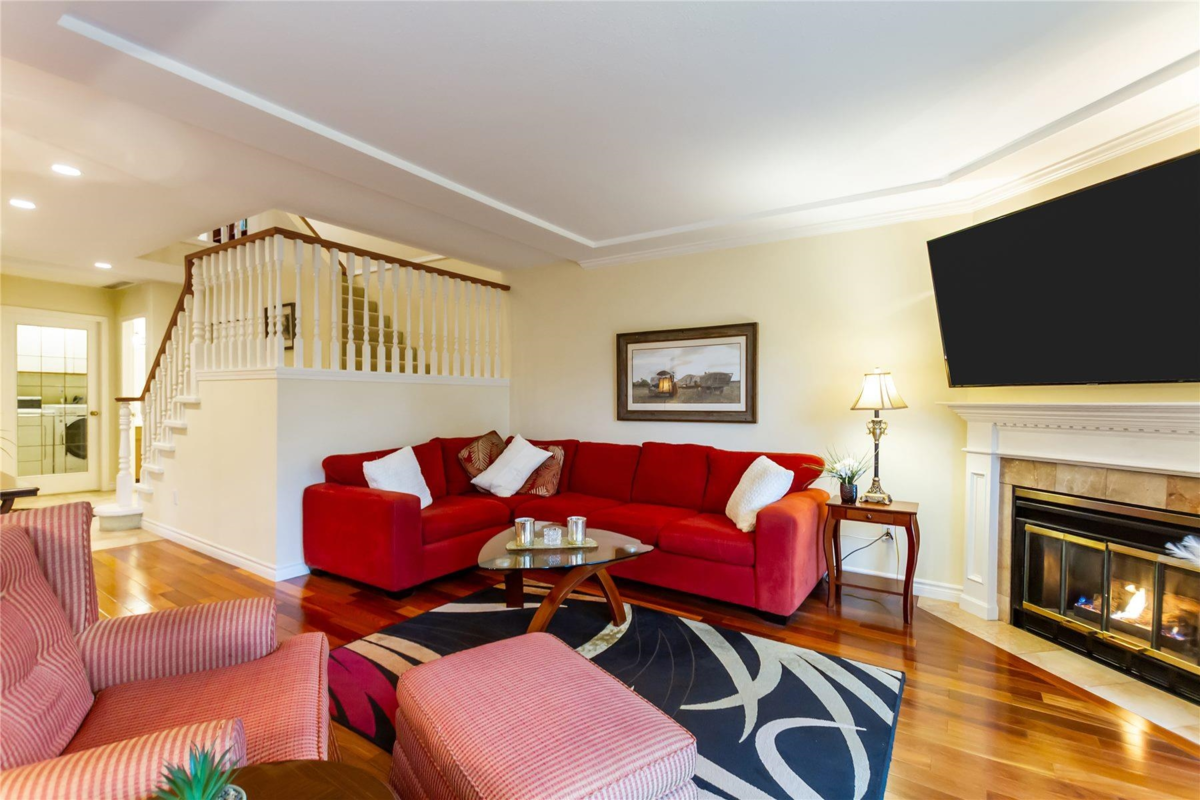 Pantry Photo of 1 15140 20 Avenue, Surrey, BC