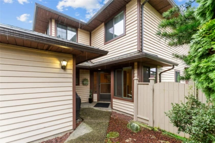 1 15140 20 Avenue, Surrey, BC, Surrey — Townhouse for sale