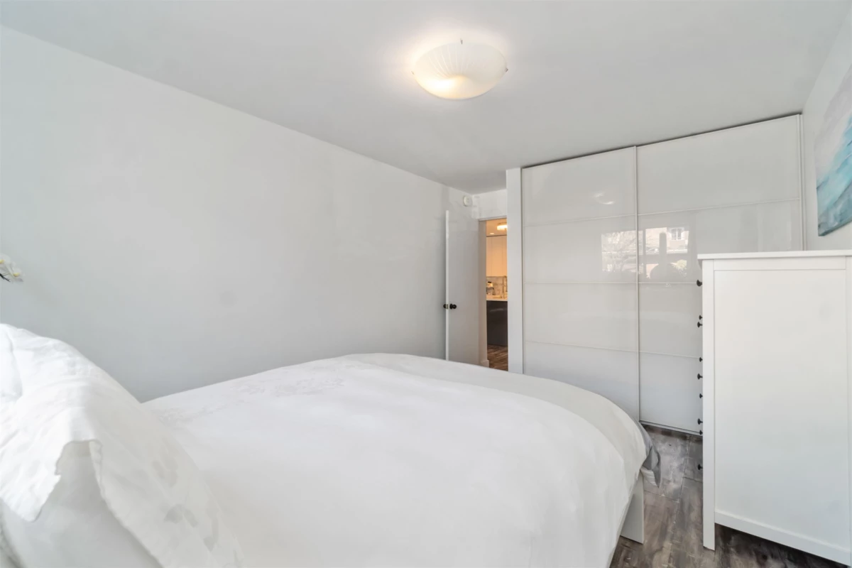 Hallway Photo of 104 2910 Ontario Street, Vancouver, BC