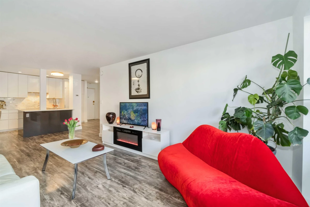 Primary Bedroom Photo of 104 2910 Ontario Street, Vancouver, BC