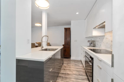 Guest Bathroom Photo of 104 2910 Ontario Street, Vancouver, BC
