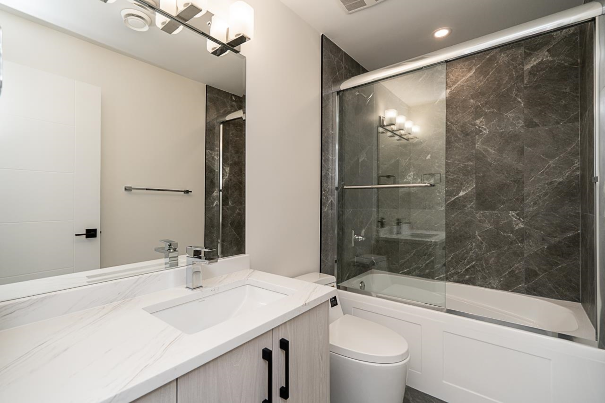 Garden / Landscaping Photo of 3055 York Street, Port Coquitlam, BC