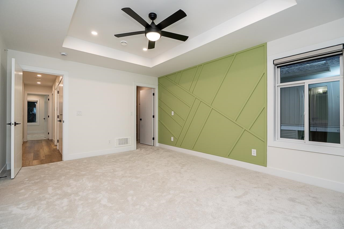 Laundry Room Photo of 3055 York Street, Port Coquitlam, BC