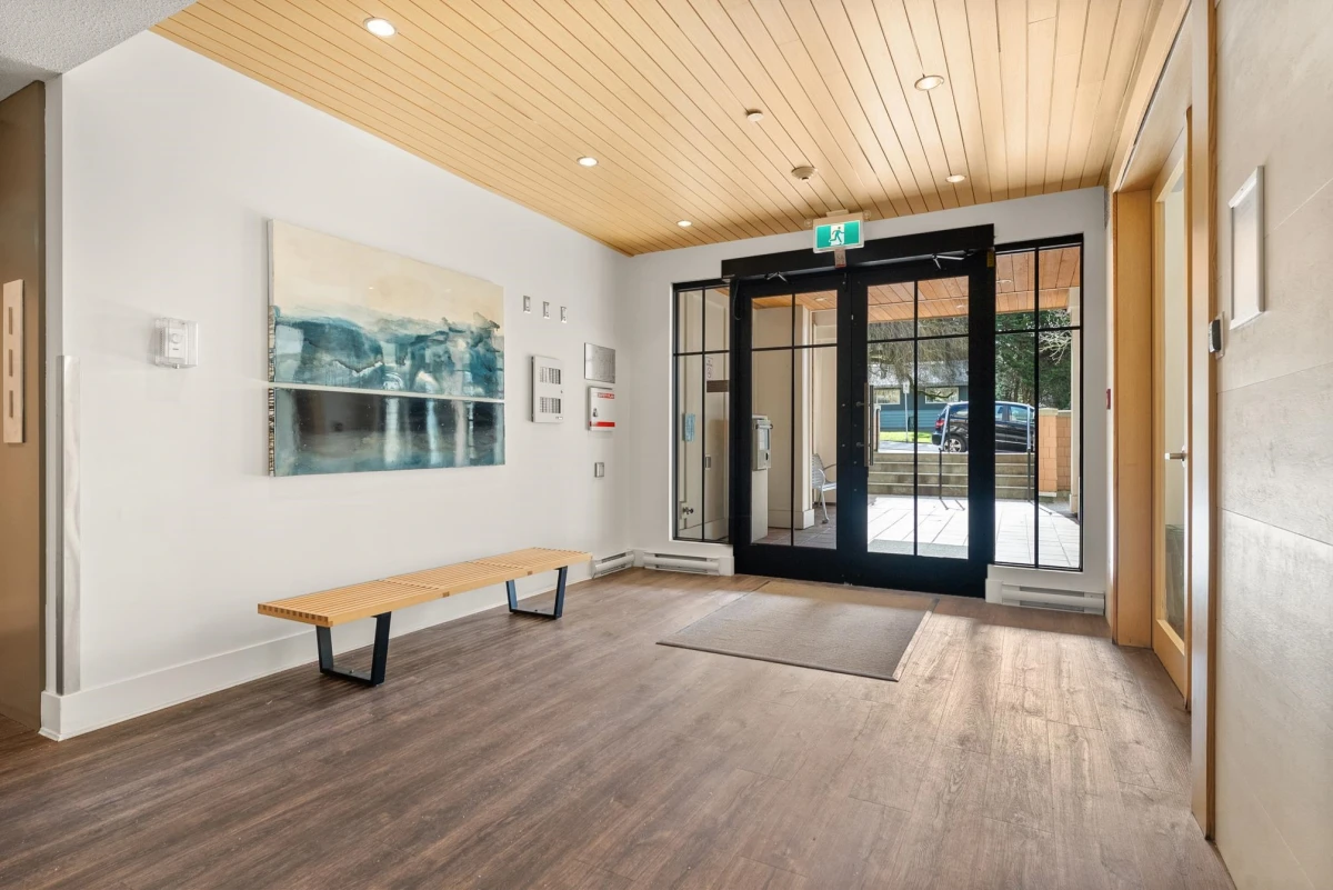 Entry Foyer Photo of 317 611 Regan Avenue, Coquitlam, BC