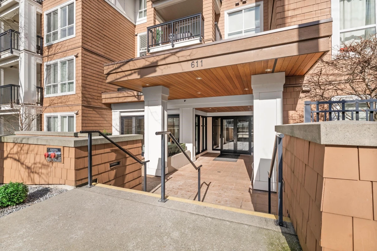Front Yard Photo of 317 611 Regan Avenue, Coquitlam, BC