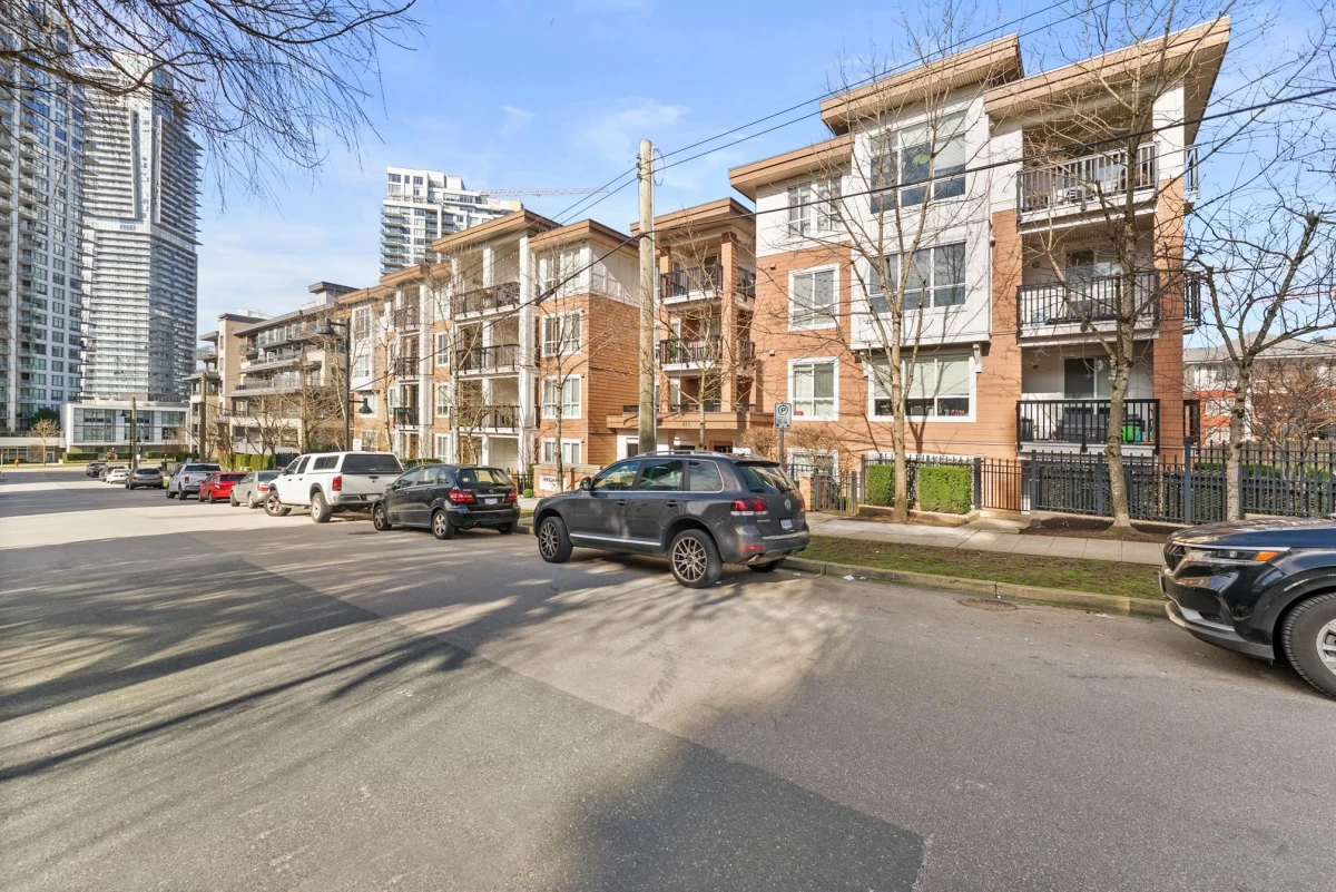 Hot Tub / Spa Photo of 317 611 Regan Avenue, Coquitlam, BC