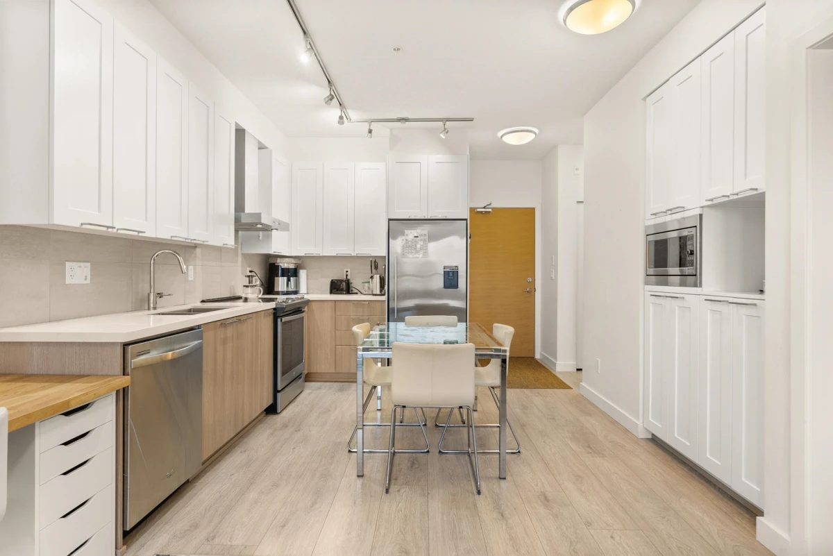 Kitchen Photo of 317 611 Regan Avenue, Coquitlam, BC