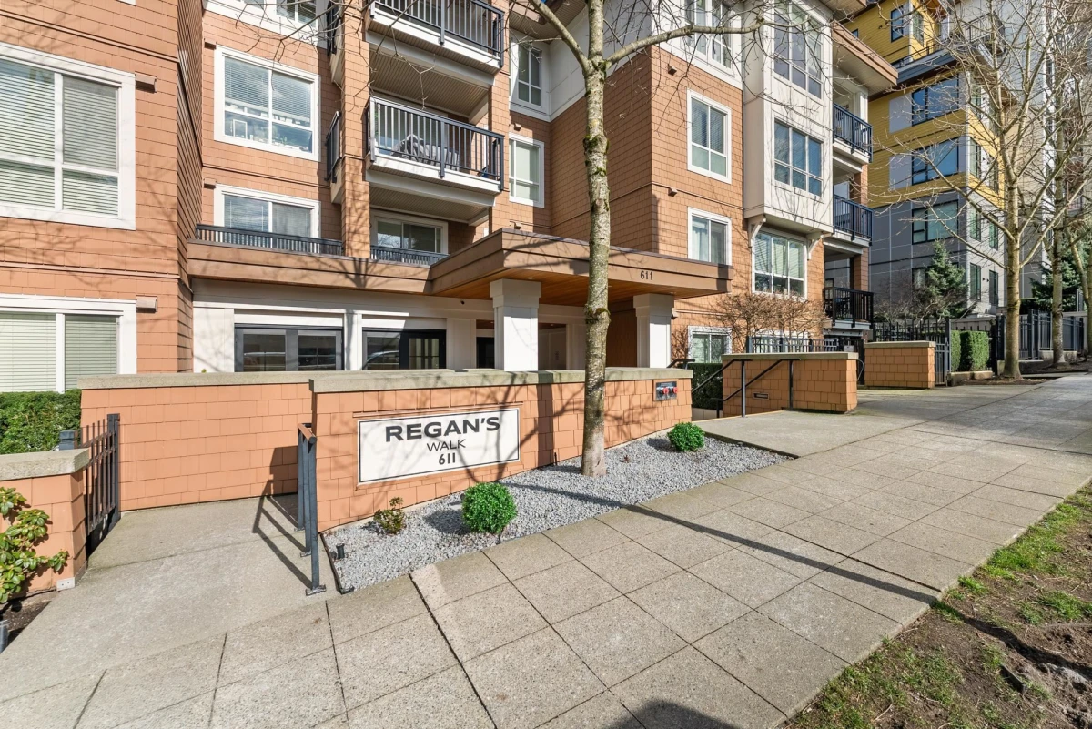 Swimming Pool Photo of 317 611 Regan Avenue, Coquitlam, BC