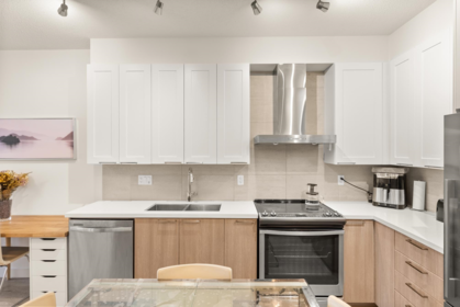 317 611 Regan Avenue, Coquitlam, BC, Coquitlam West — 2 bed apartment/condo for sale