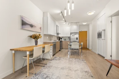 317 611 Regan Avenue, Coquitlam, BC