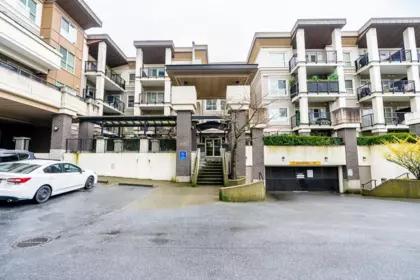 417 9655 King George Boulevard, Surrey, BC, Surrey — Apartment/Condo for sale
