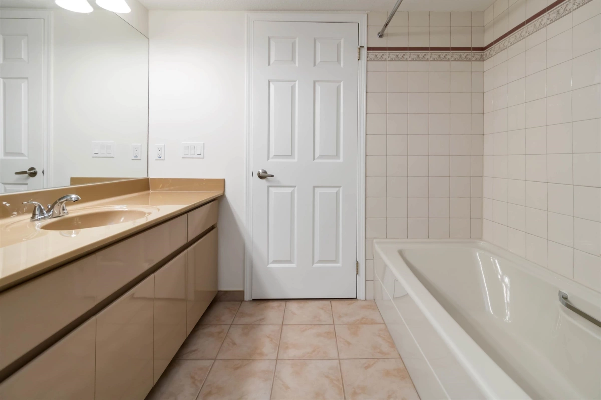 Guest Bathroom Photo of 102 1230 Quayside Drive, New Westminster, BC