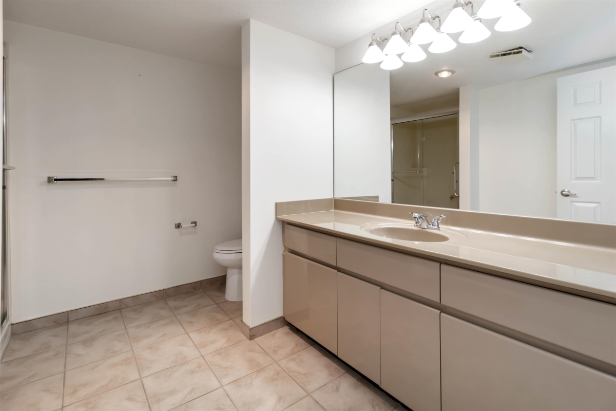 Loft / Bonus Room Photo of 102 1230 Quayside Drive, New Westminster, BC