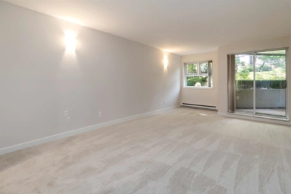 Walk-In Closet Photo of 102 1230 Quayside Drive, New Westminster, BC