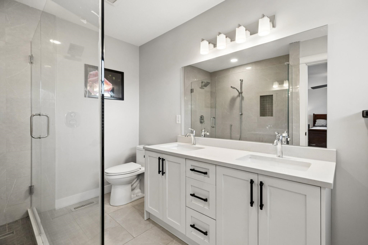 Bedroom 2 Photo of 33 22488 116 Avenue, Maple Ridge, BC