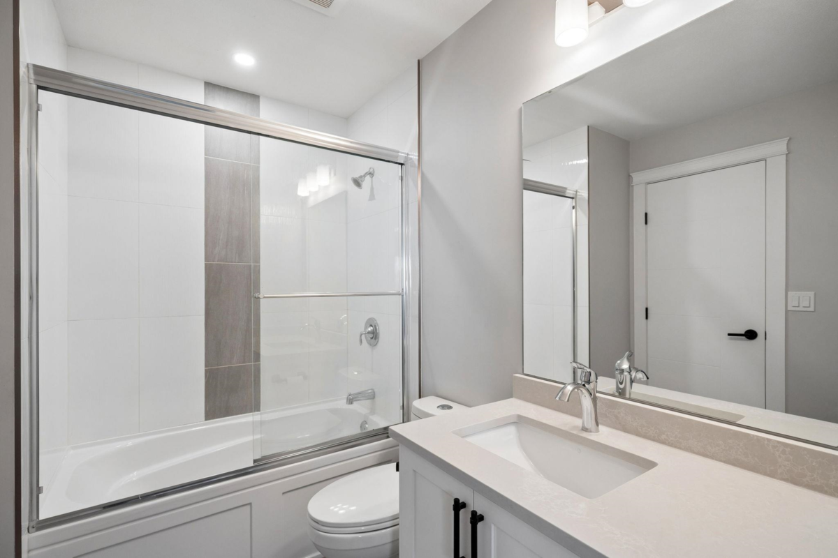 Bedroom 4 Photo of 33 22488 116 Avenue, Maple Ridge, BC