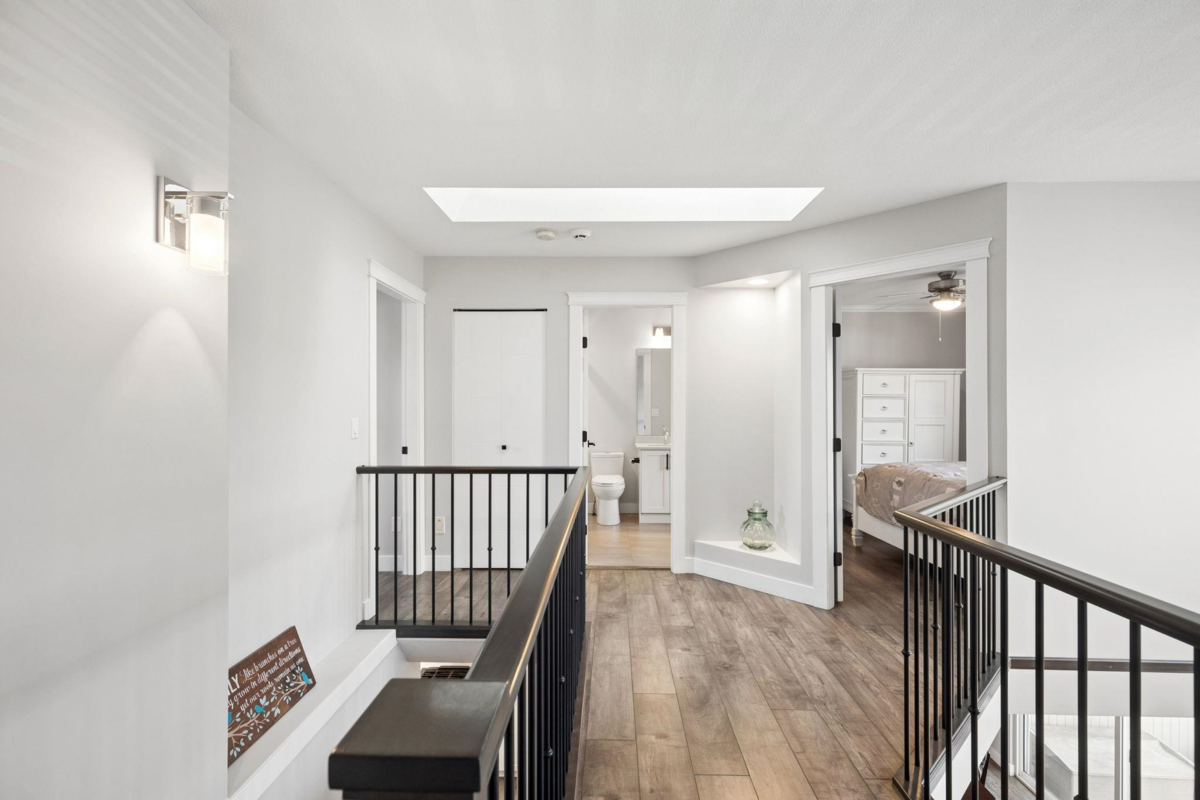 Breakfast Nook Photo of 33 22488 116 Avenue, Maple Ridge, BC