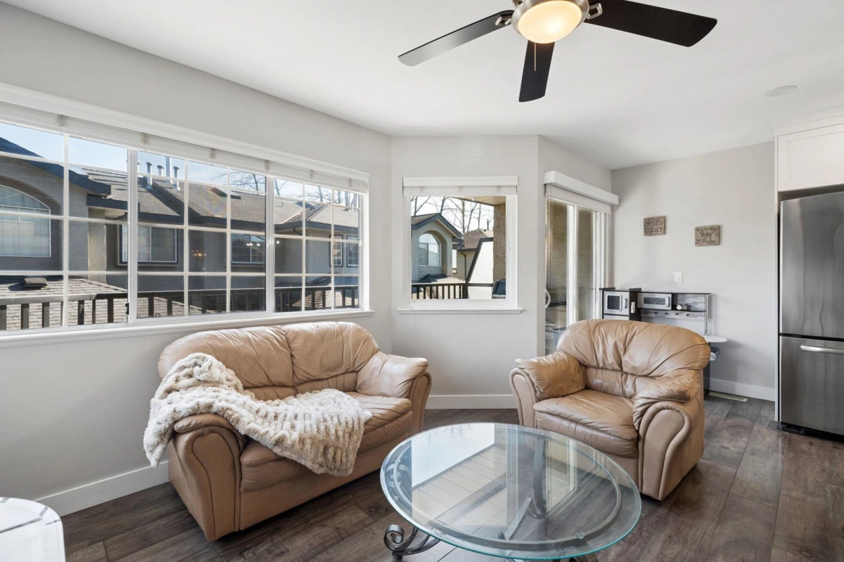 Dining Area Photo of 33 22488 116 Avenue, Maple Ridge, BC