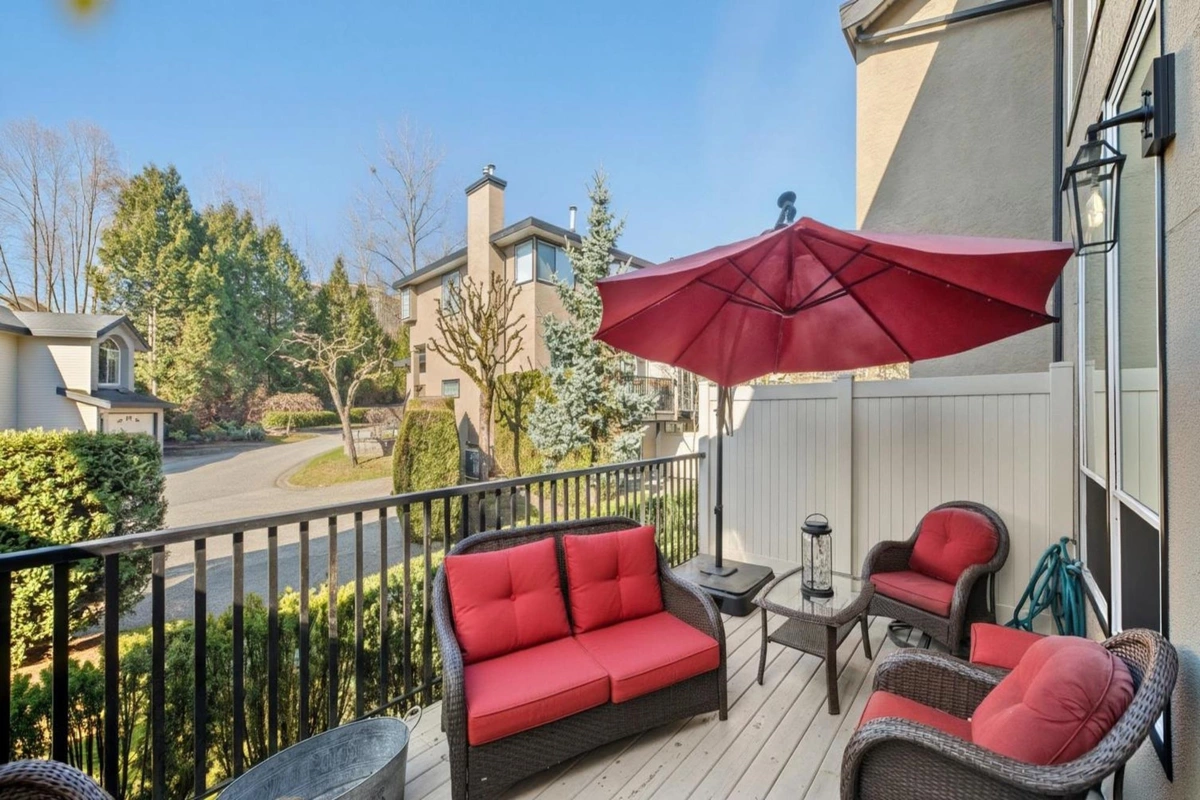 Loft / Bonus Room Photo of 33 22488 116 Avenue, Maple Ridge, BC