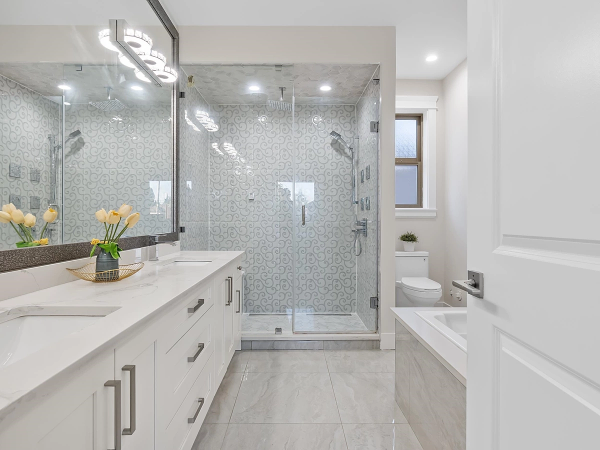 Powder Room Photo of 8144 116a Street, Delta, BC