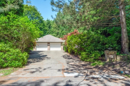 13553 25 Avenue, Surrey, BC, Elgin Chantrell — 4 bed single family residence for sale