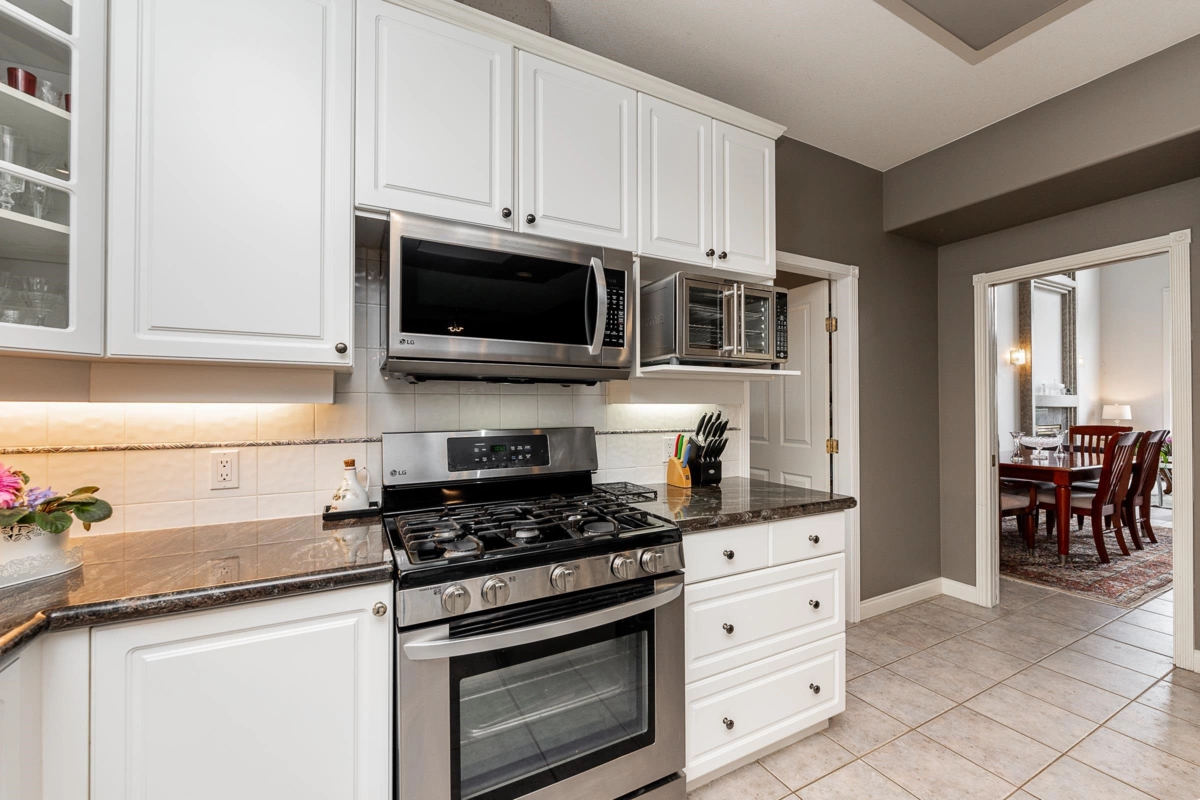 Breakfast Nook Photo of 61 Wilkes Creek Drive, Port Moody, BC