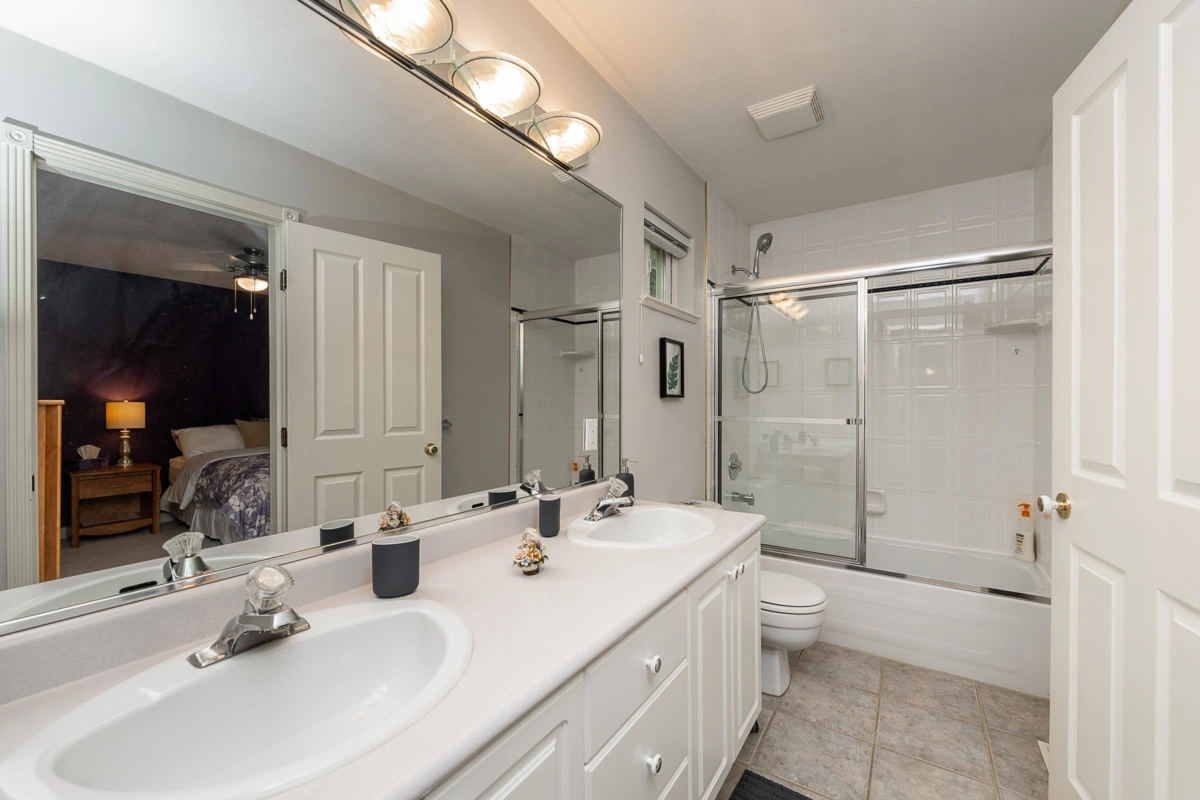 Hallway Photo of 61 Wilkes Creek Drive, Port Moody, BC