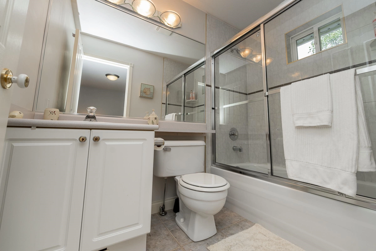 Mudroom Photo of 61 Wilkes Creek Drive, Port Moody, BC