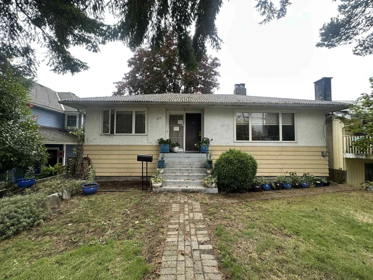 Exterior Rear Photo of 313 E 13th Street, North Vancouver, BC
