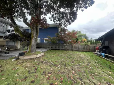 Kitchen Photo of 313 E 13th Street, North Vancouver, BC