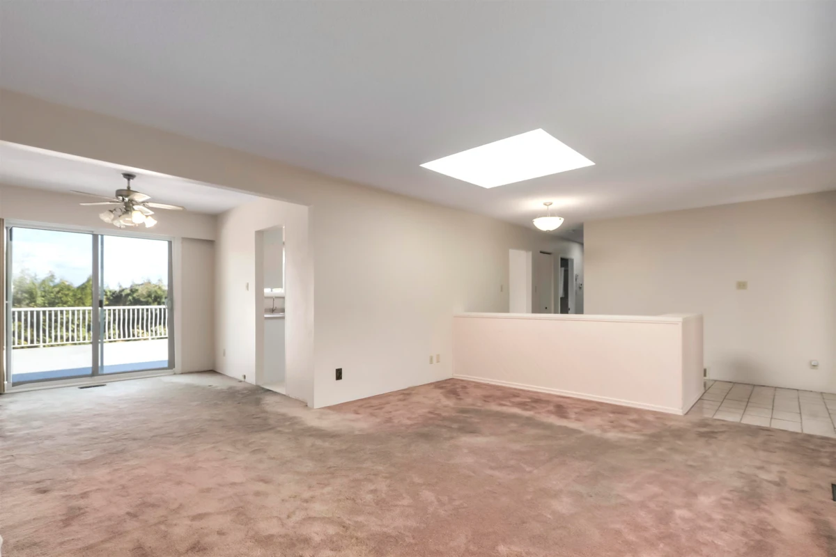 Dining Area Photo of 1011 Palmdale Street, Coquitlam, BC