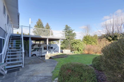 Front Yard Photo of 1011 Palmdale Street, Coquitlam, BC