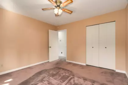 Laundry Room Photo of 1011 Palmdale Street, Coquitlam, BC