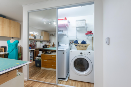 Laundry Room Photo of 50 15875 20 Avenue, Surrey, BC