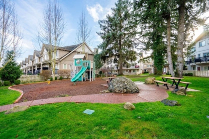 Backyard Photo of 15 19097 64 Avenue, Surrey, BC