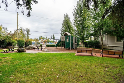 Front Yard Photo of 15 19097 64 Avenue, Surrey, BC