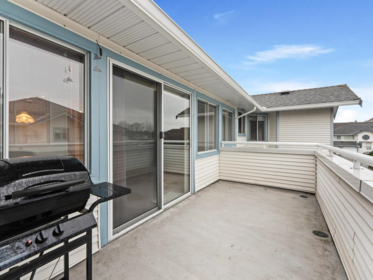 Mudroom Photo of 16 19797 64 Avenue, Langley, BC
