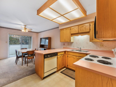 Primary Bedroom Photo of 16 19797 64 Avenue, Langley, BC