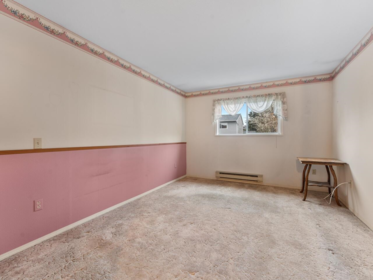Staircase Photo of 16 19797 64 Avenue, Langley, BC