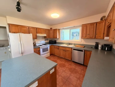 7940 Southwood Road, Halfmoon Bay, BC, Halfmoon Bay — Single Family Residence for sale