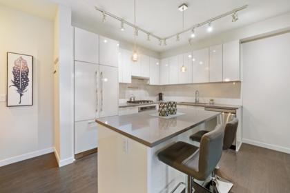 Breakfast Nook Photo of 17 5510 Admiral Way, Delta, BC