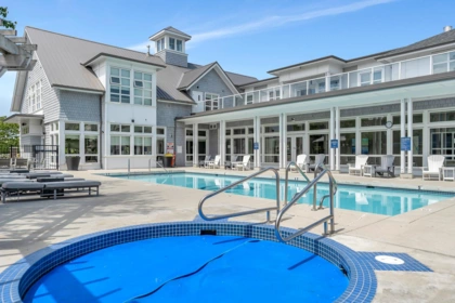 Outdoor Patio Photo of 17 5510 Admiral Way, Delta, BC