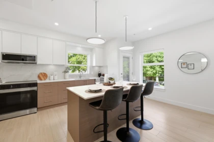 Breakfast Nook Photo of 301 2427 Mary Hill Road, Port Coquitlam, BC