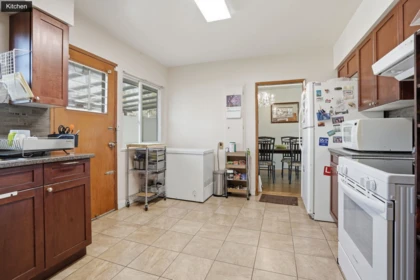 Breakfast Nook Photo of 9645 David Drive, Burnaby, BC