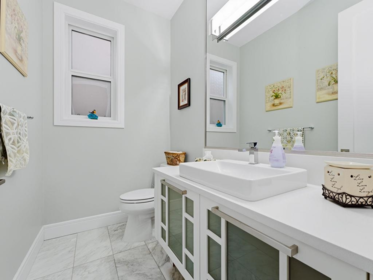 Hallway Photo of 4507 Percival Avenue, Burnaby, BC
