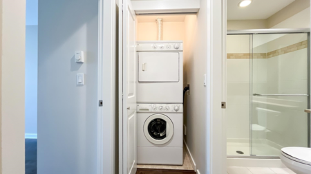 Laundry Room Photo of 7425 Columbia Street, Vancouver, BC