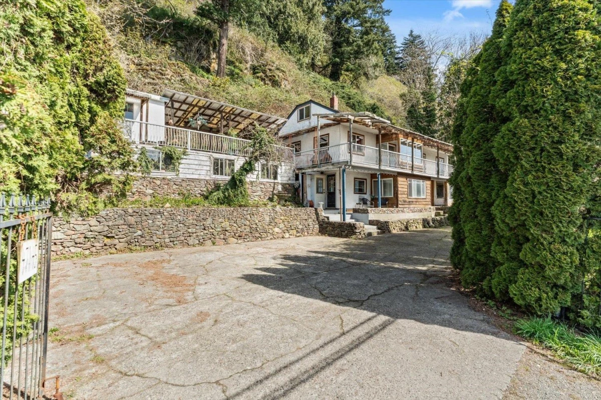 Exterior Rear Photo of 47145 Yale Road, Chilliwack, BC